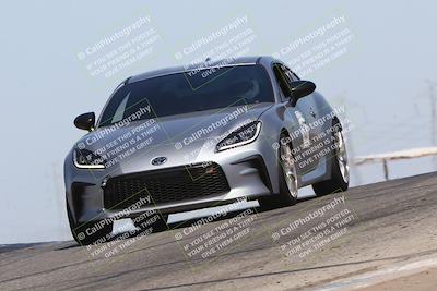 media/Sep-14-2024-Speed Ventures (Sat) [[a2bf28f496]]/Yellow Group/Session 2 (Grapevine)/